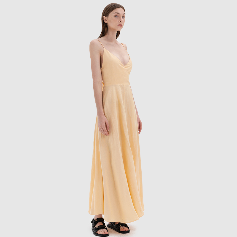 elegant-high-waisted-linen-long-dress-side-view