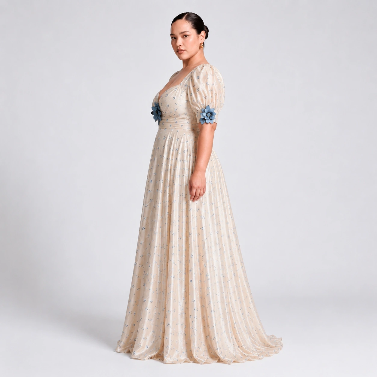 luxurious-custom-evening-wear-for-women-details