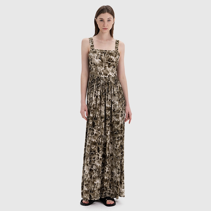 Flowing Pleated Maxi Skirt