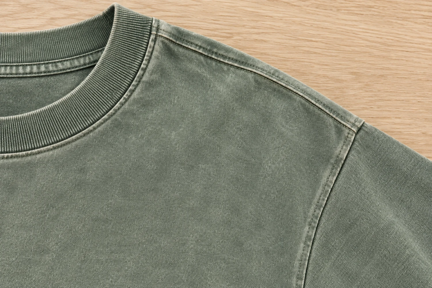 How Does a Heavyweight Washed Oversized T-Shirt Shape Fit?