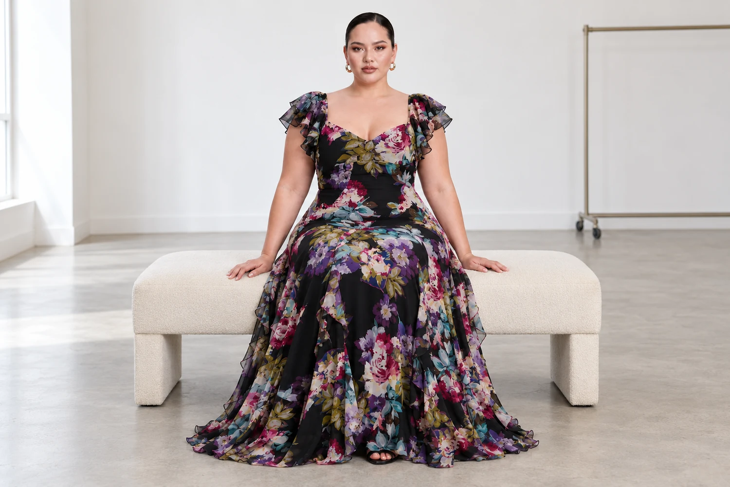 How to assess a plus size floral print chiffon maxi evening dress?